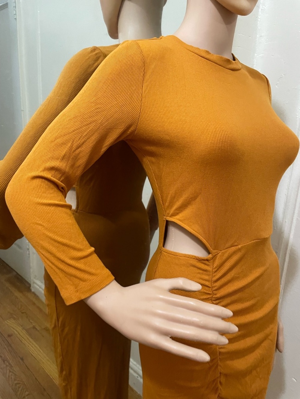 Walter Baker Rust Orange Ruched Midi Dress - Picture 4 of 14